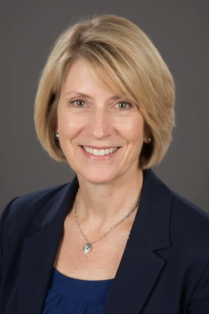 Portrait of Dr. Beatriz Alonso, AI Super Mentor