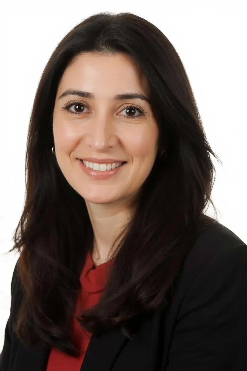 Portrait of Dr. Ebru Can