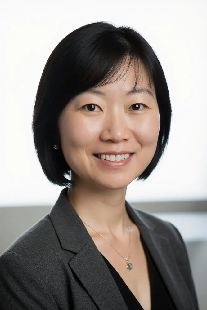 Portrait of Dr. Li Na