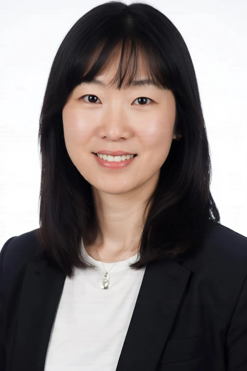 Portrait of Dr. Mia Lee
