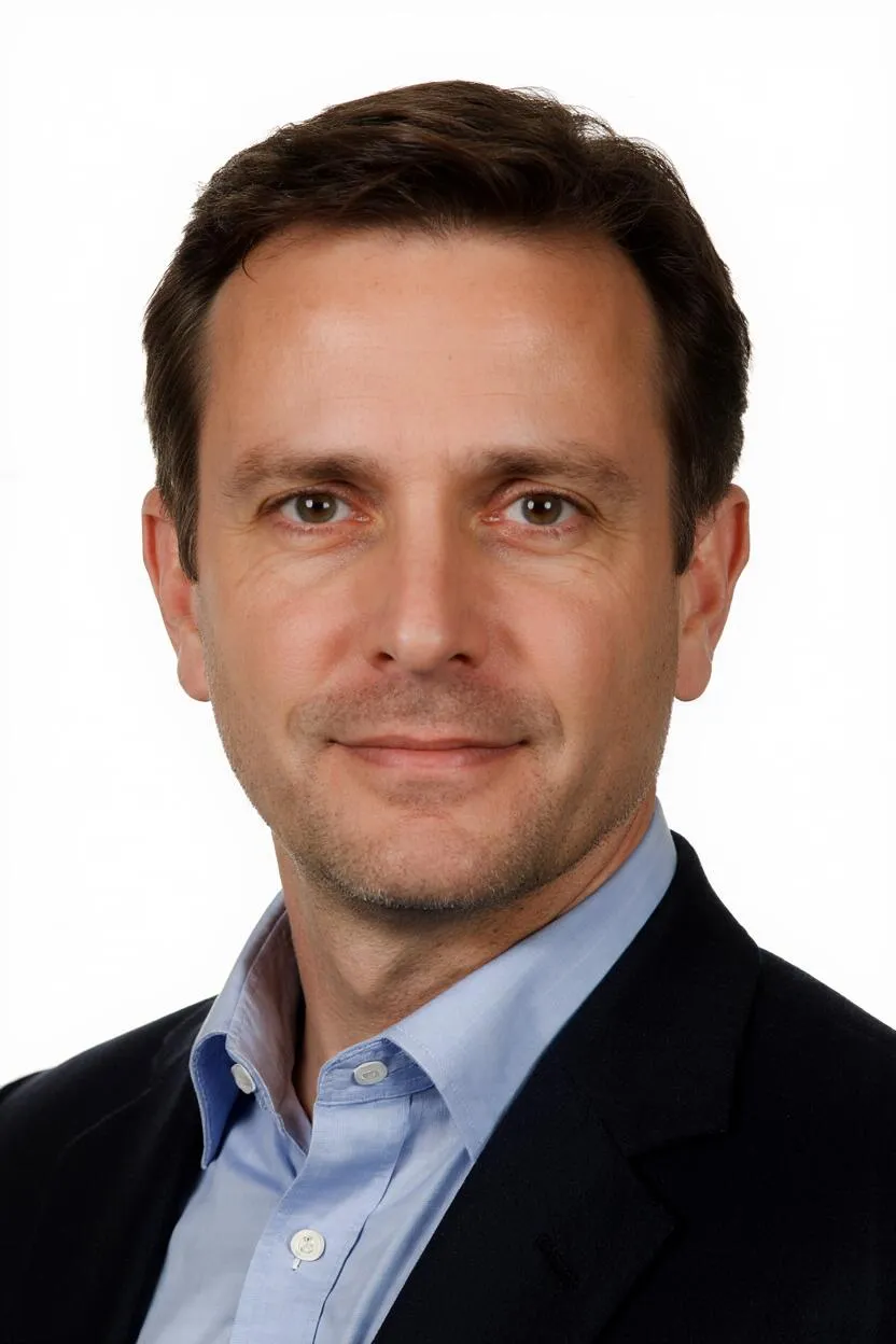 Portrait of Dr. Nicholas Roberts, AI Super Mentor