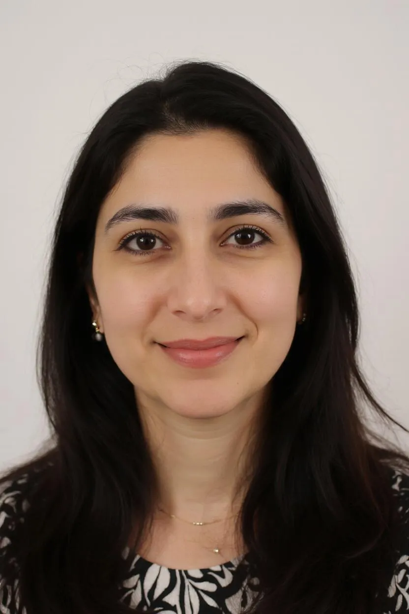 Portrait of Dr. Reem Al-Amri