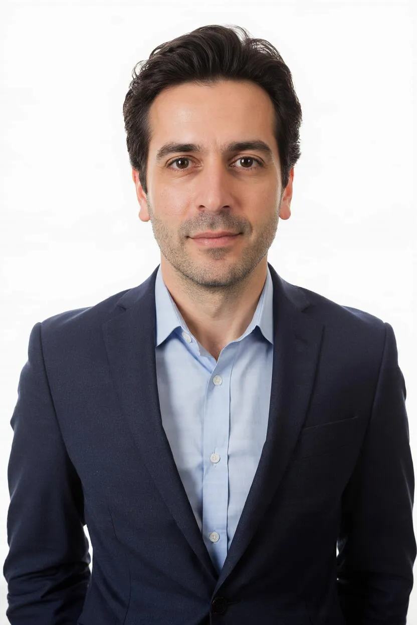 Portrait of Prof. Dr. Alejandro Torres