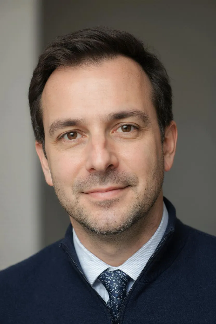 Portrait of Prof. Dr. Gabriel Viana