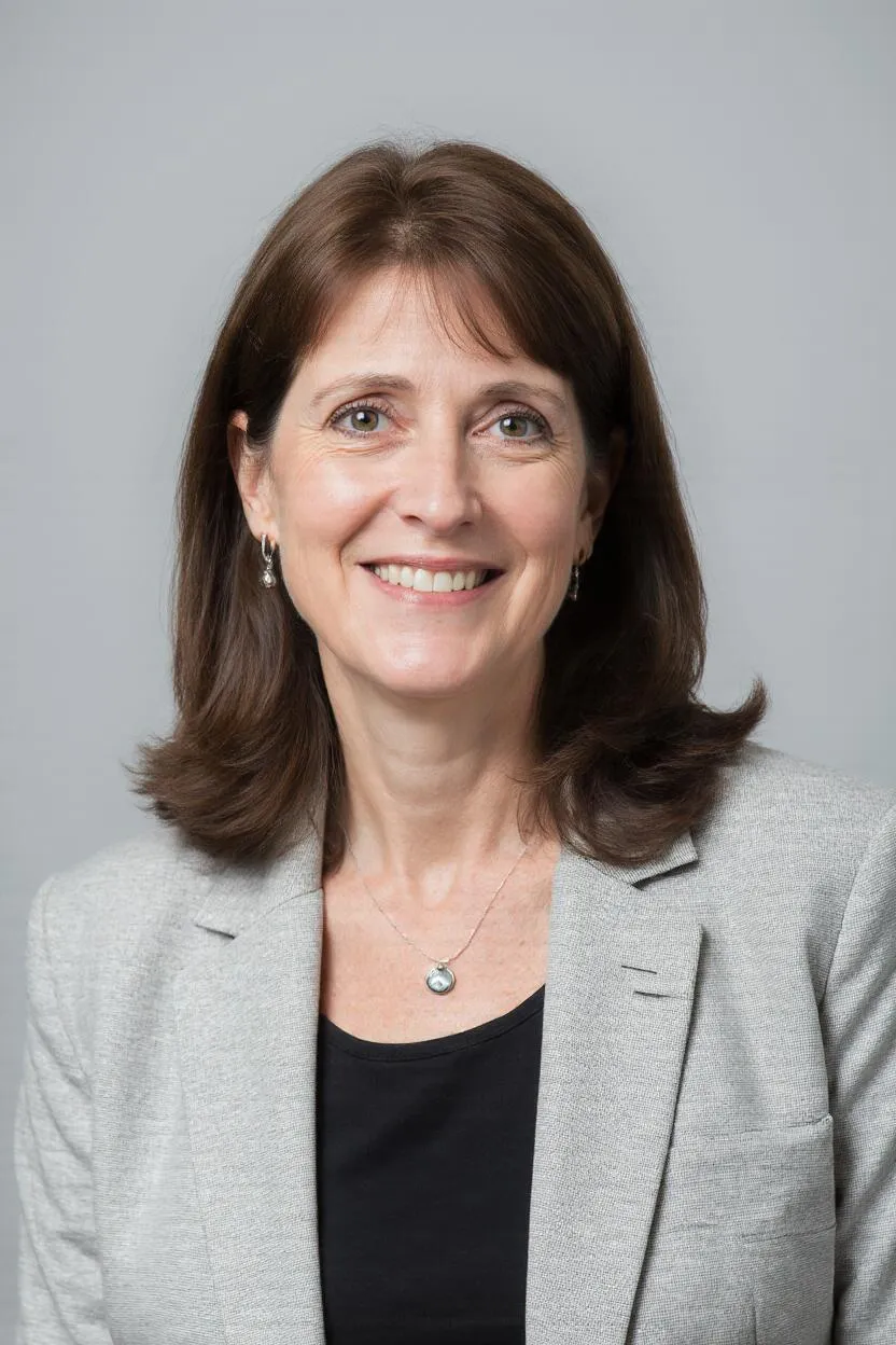 Portrait of Prof. Dr. Pauline David, AI Super Professor